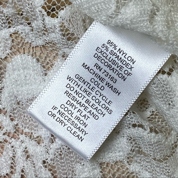 Cupio Lace Top NWT - Picture 4 of 8